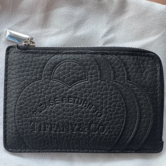 Tiffany & Co. Black Embossed Leather Card Holder - return to Tiffany - Picture 2 of 10